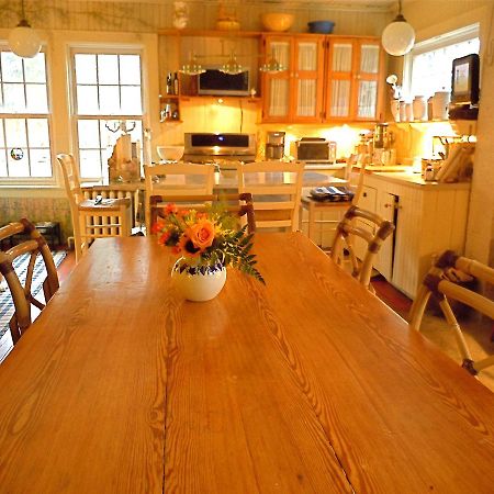 Mainstay Bed And Breakfast 사우스햄튼 외부 사진